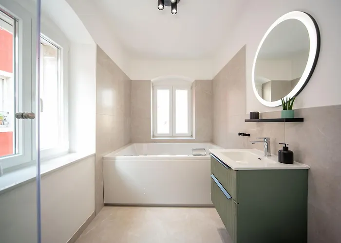 Gæstehus Lu Heritage & Palace 4*