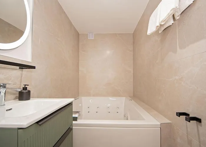 Lu Heritage & Palace Gæstehus 4*