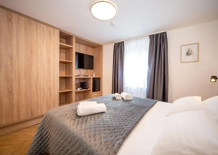 Lu Heritage & Palace Gæstehus 4*