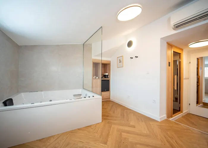 Lu Heritage & Palace 4* Split