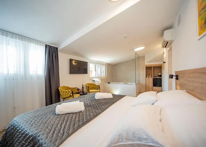 Gæstehus Lu Heritage & Palace