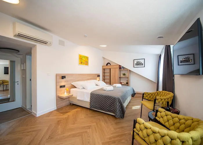 Lu Heritage & Palace Gæstehus