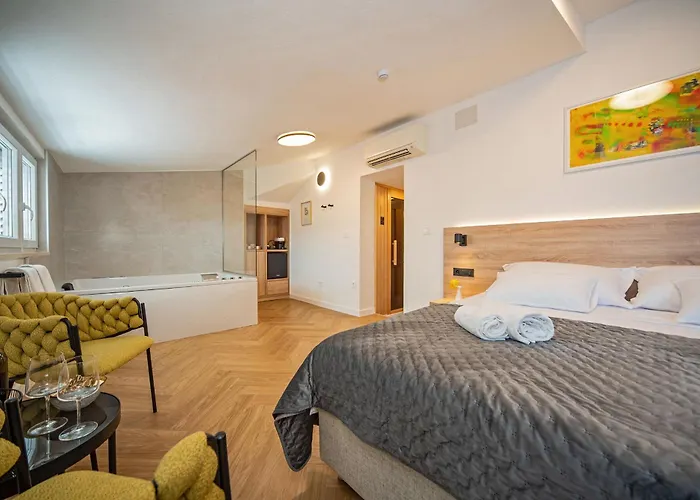 Gæstehus Lu Heritage & Palace