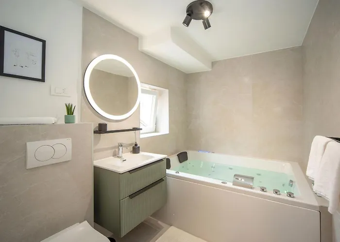 Lu Heritage & Palace 4* Split