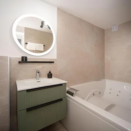 Lu Heritage & Palace Split