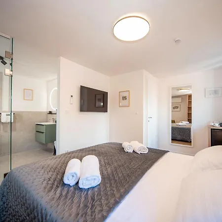 Affittacamere Lu Heritage & Palace 4*