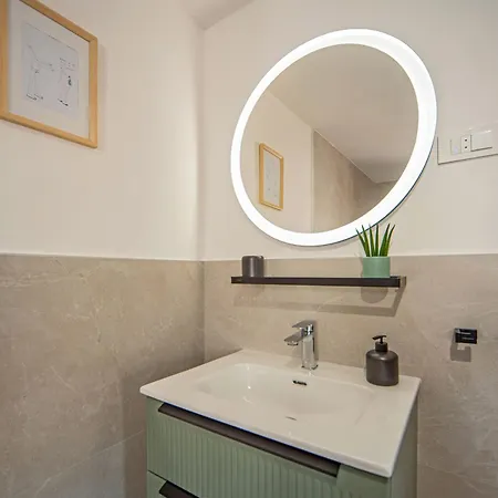 Lu Heritage & Palace