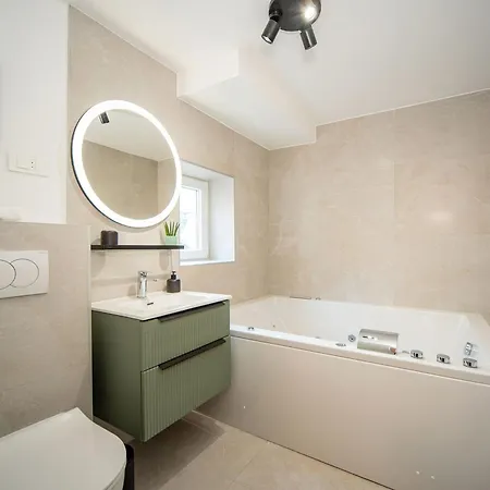 Guest house Lu Heritage & Palace Split