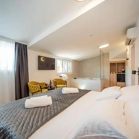 Guest house Lu Heritage & Palace