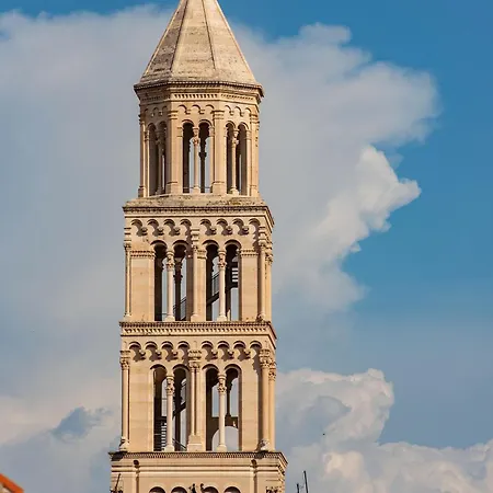 Lu Heritage & Palace Спліт